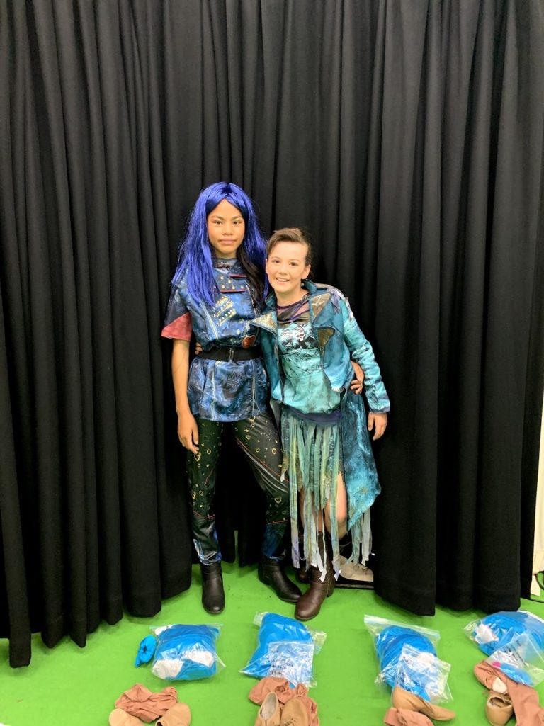 40B917FF 71F1 4C69 AE53 A3841D2288A3 768x1025