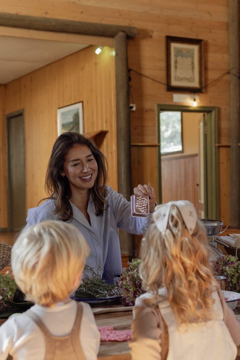 Wonderhood 030 768x1152